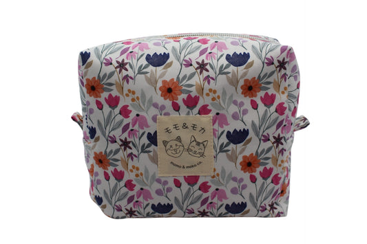 Cosmetiquera Hitomi Mediana hecha a mano con inspiración japonesa, perfecta para organizar maquillaje. Ideal como cosmetiquera mediana o neceser de viaje, con diseño único y funcional.